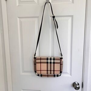Beautiful and versatile bag
